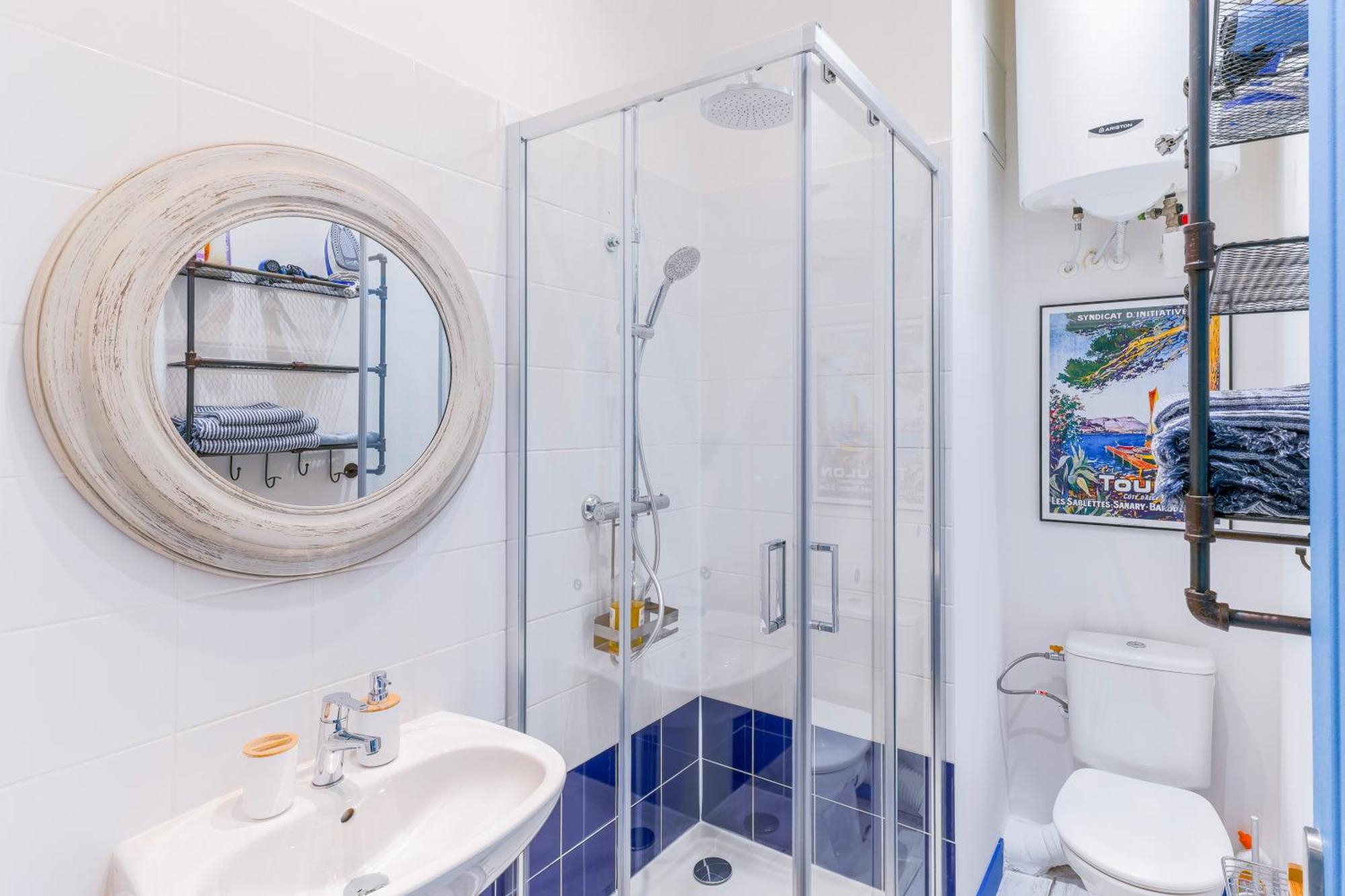 Studio Bleu 29M2, 120M Vieux-Port , Clim ,Wifi, Acces Autonome Avec Code Marsylia Zewnętrze zdjęcie